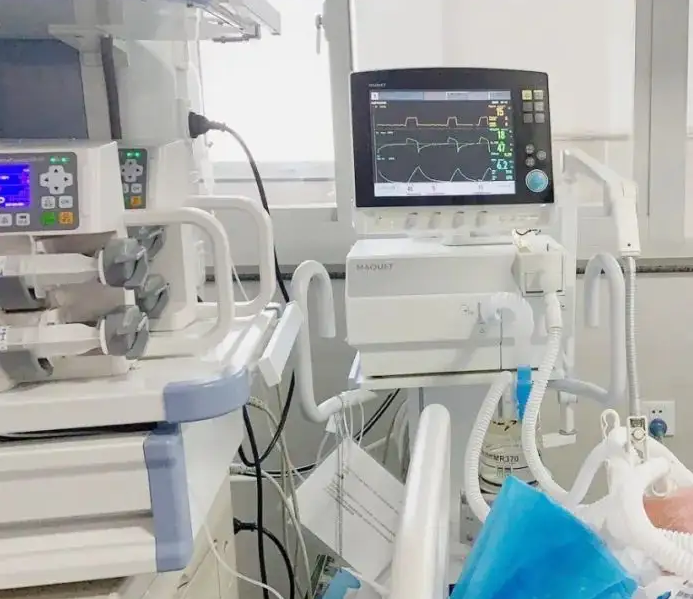 ICU重癥監(jiān)護(hù)病房設(shè)計方案麻煩嗎?如何布局空間呢?